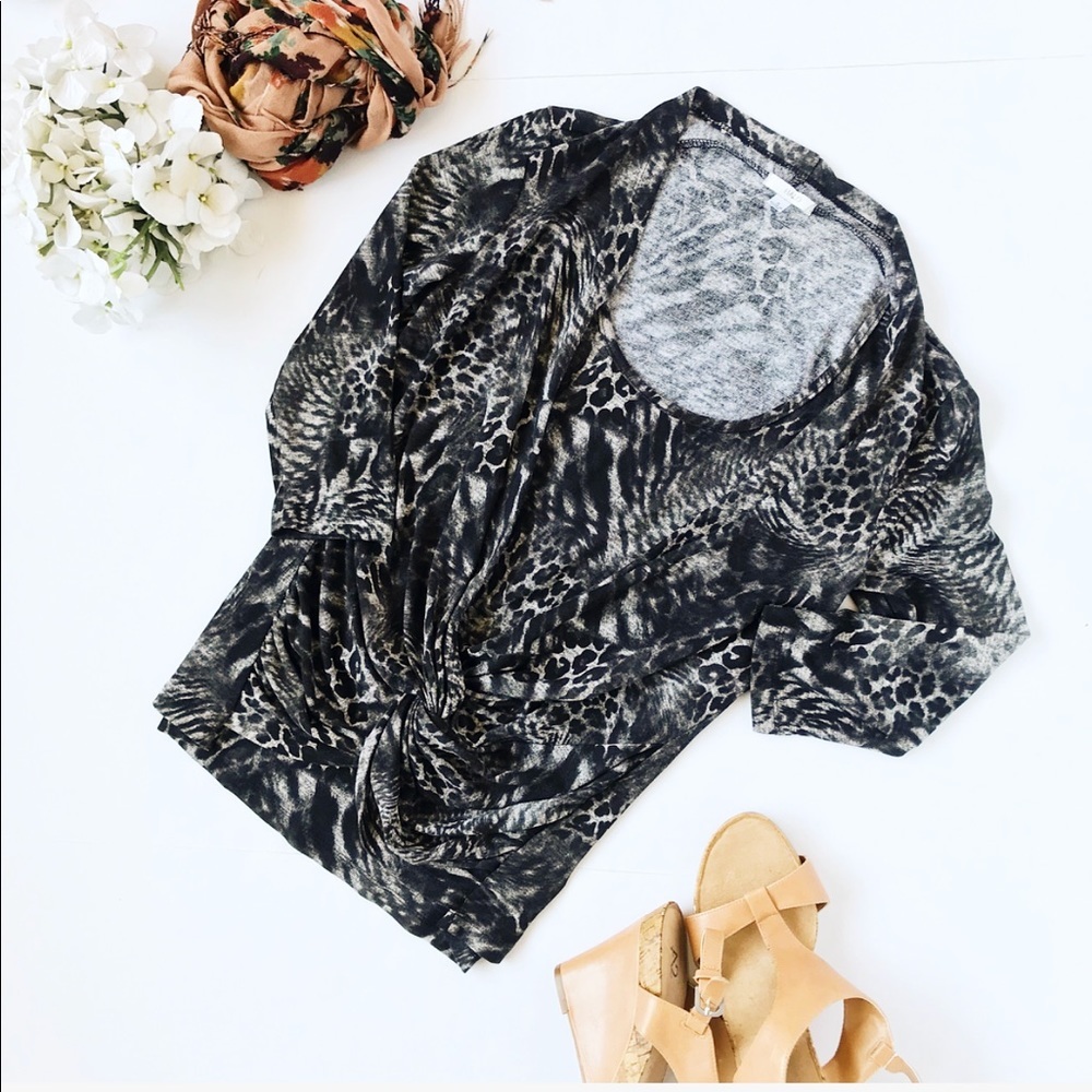 - Halo Leopard gathered knot top